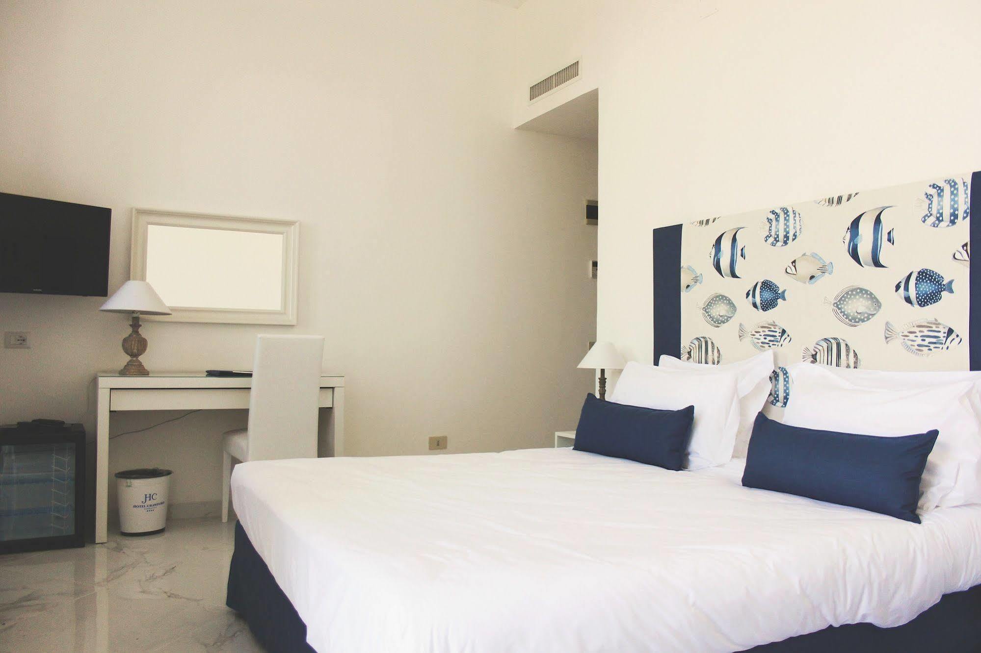 Crawford Hotel 4*